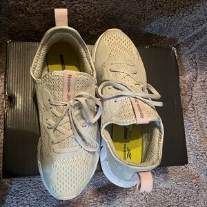 Reebok White Comfort Sneakers